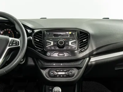 Автомобиль LADA Vesta CNG, 1.6 л, передний привод, МКПП, бензин в наличии в Новосибирск