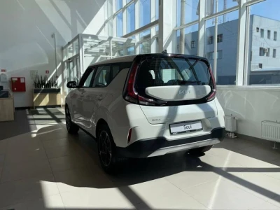 Автомобиль Kia Soul, 1.6 л, передний привод, АКПП, бензин в наличии в Краснодаре
