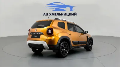 Автомобиль Renault Duster, 1.6 л, полный привод, МКПП, бензин в наличии в Новосибирск