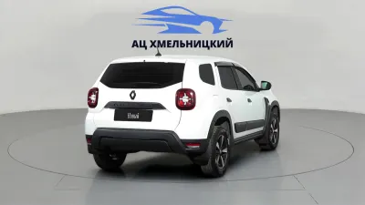 Автомобиль Renault Duster, 2 л, полный привод, МКПП, бензин в наличии в Новосибирск