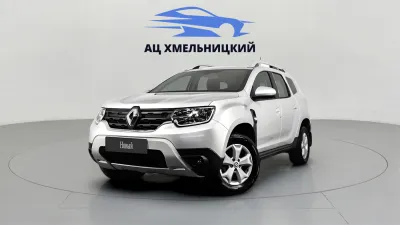 Автомобиль Renault Duster, 2 л, полный привод, МКПП, бензин в наличии в Новосибирск