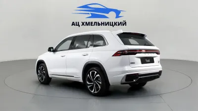 Автомобиль Geely Monjaro, 2 л, полный привод, АКПП, бензин в наличии в Новосибирск