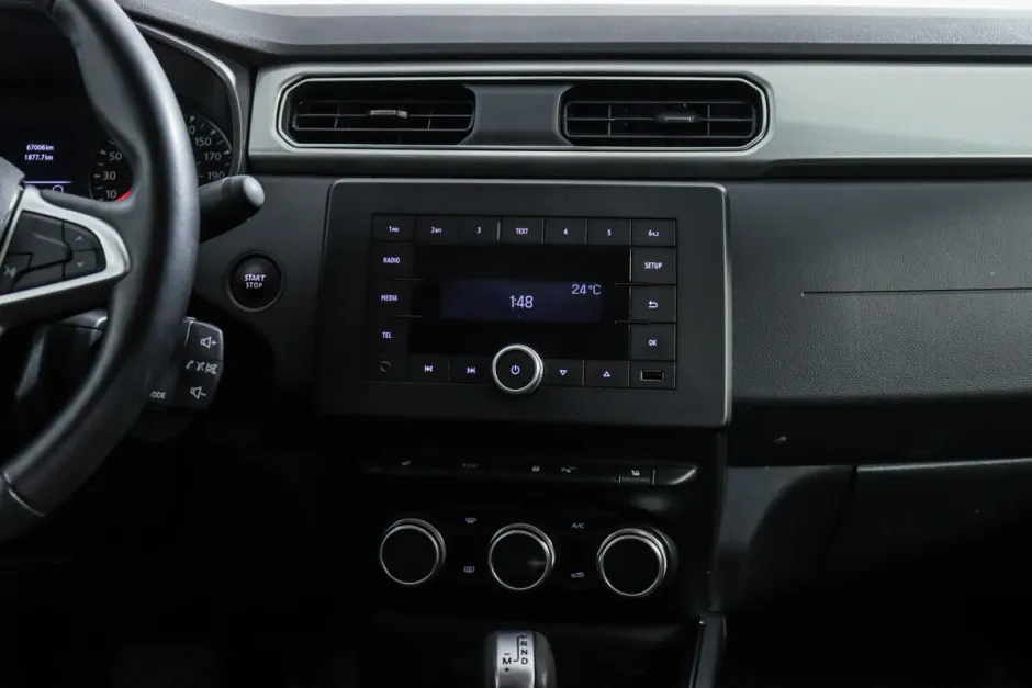 Автомобиль Renault Arkana, 1.6 л, передний привод, Вариатор, бензин в наличии в Краснодаре