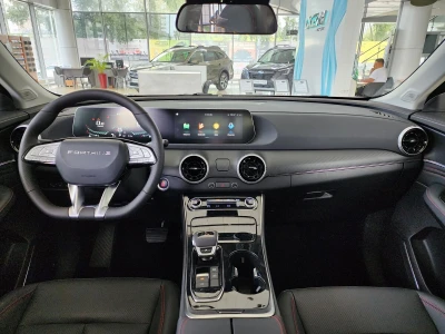 Автомобиль Forthing T5 EVO, 1.5 л, передний привод, Робот, бензин в наличии в Краснодаре
