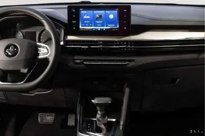 Автомобиль Livan X3 Pro, 1.5 л, передний привод, Вариатор, бензин в наличии в Санкт-Петербурге