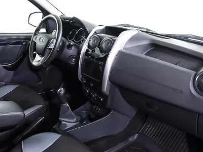 Автомобиль LADA Largus Cross 5 мест, 1.6 л, передний привод, МКПП, бензин в наличии в Новосибирск