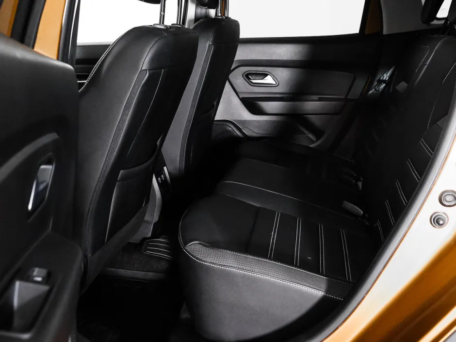 Автомобиль Renault Duster, 1.3 л, полный привод, Вариатор, бензин в наличии в Самаре