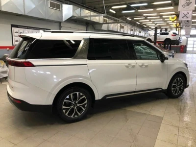 Автомобиль Kia Carnival, 2.2 л, передний привод, АКПП, дизель в наличии в Краснодаре