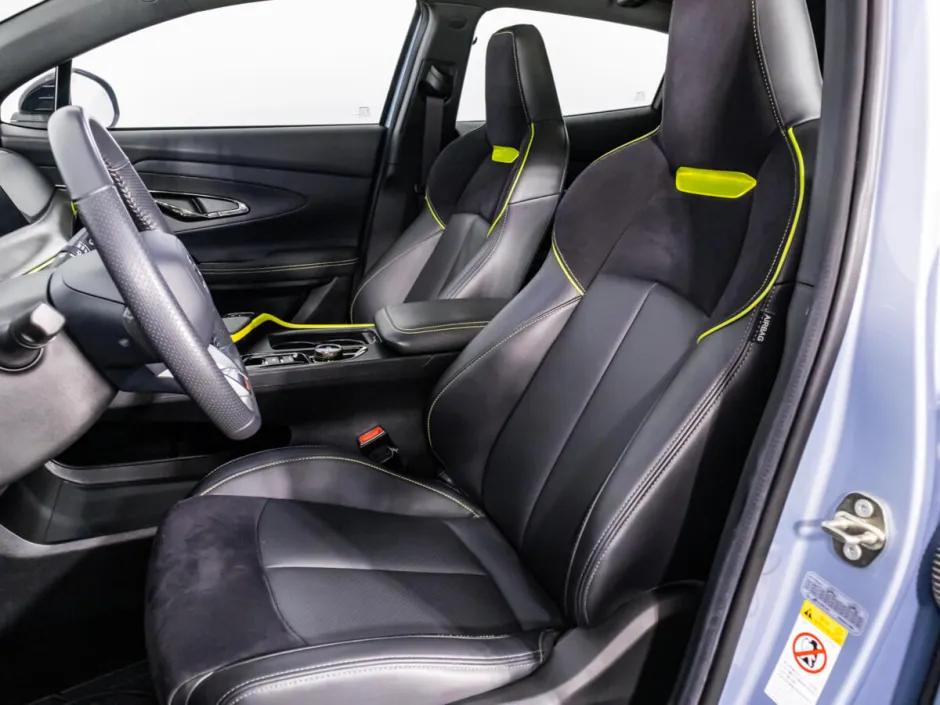 Автомобиль Changan UNI-T, 1.5 л, передний привод, Робот, бензин в наличии в Самаре