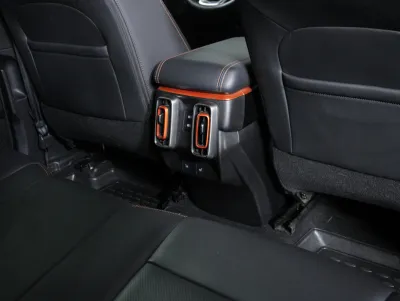 Автомобиль Haval Dargo, 2 л, полный привод, Робот, бензин в наличии в Новосибирск