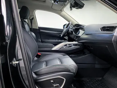 Автомобиль Geely Tugella, 2 л, полный привод, АКПП, бензин в наличии в Новосибирск