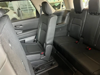 Автомобиль Nissan Pathfinder, 3.5 л, полный привод, АКПП, бензин в наличии в Тюмени