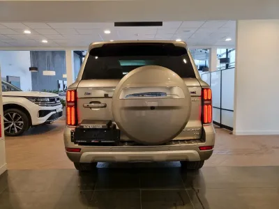 Автомобиль Tank 500, 2 л, полный привод, АКПП, гибрид в наличии в Тюмени