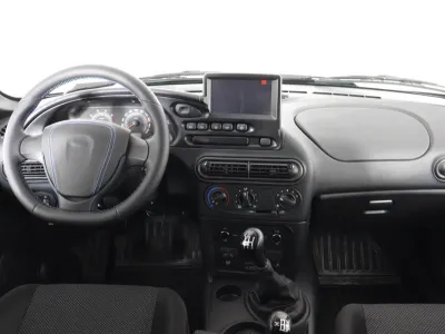 Автомобиль LADA Niva Travel, 1.7 л, полный привод, МКПП, бензин в наличии в Кемерово