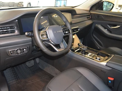 Автомобиль Jetour X90 Plus, 1.6 л, передний привод, Робот, бензин в наличии в Краснодаре