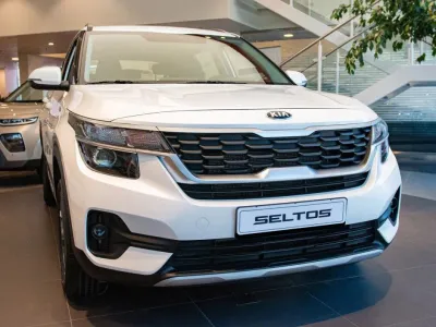 Автомобиль Kia Seltos, 2 л, передний привод, Вариатор, бензин в наличии в Краснодаре