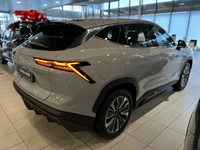 Автомобиль Jetour Dashing, 1.5 л, передний привод, Робот, бензин в наличии в Екатеринбург