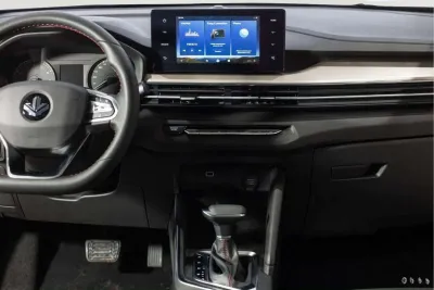 Автомобиль Livan X3 Pro, 1.5 л, передний привод, Вариатор, бензин в наличии в Санкт-Петербурге
