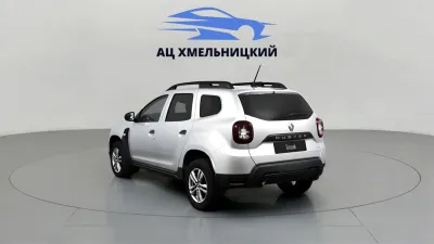 Автомобиль Renault Duster, 1.6 л, передний привод, МКПП, бензин в наличии в Новосибирск