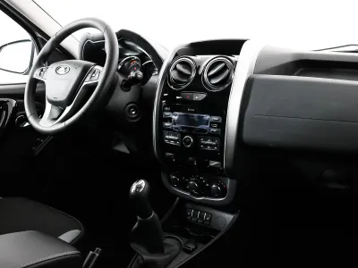 Автомобиль LADA Largus Cross 5 мест, 1.6 л, передний привод, МКПП, бензин в наличии в Новосибирск