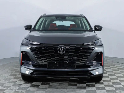 Автомобиль Changan UNI-S, 1.5 л, передний привод, Робот, бензин в наличии в Краснодаре