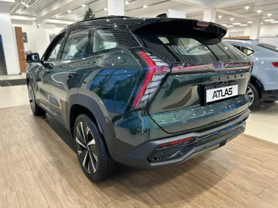 Автомобиль Geely Atlas, 2 л, передний привод, Робот, бензин в наличии в Краснодаре