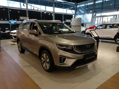 Автомобиль Geely Okavango, 1.5 л, передний привод, Робот, бензин в наличии в Краснодаре