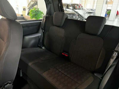 Автомобиль LADA Niva Legend 3D, 1.7 л, полный привод, МКПП, бензин в наличии в Новосибирске