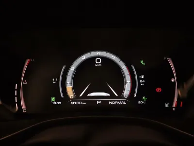 Автомобиль Haval Jolion, 1.5 л, полный привод, Робот, бензин в наличии в Новосибирск