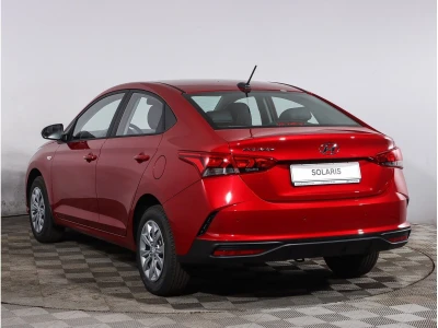 Автомобиль Hyundai Solaris, 1.6 л, передний привод, МКПП, бензин в наличии в Краснодаре