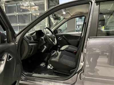 Автомобиль LADA Granta Седан, 1.6 л, передний привод, МКПП, бензин в наличии в Екатеринбургe