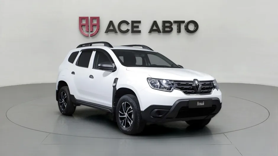 Автомобиль Renault Duster, 1.6 л, передний привод, МКПП, бензин в наличии в Самаре