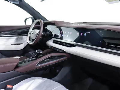 Автомобиль Geely Monjaro, 2 л, полный привод, АКПП, бензин в наличии в Новосибирск
