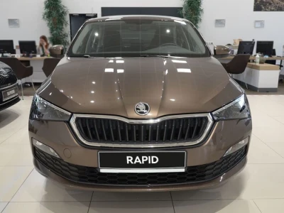 Автомобиль Skoda Rapid, 1.4 л, передний привод, Робот, бензин в наличии в Тюмени