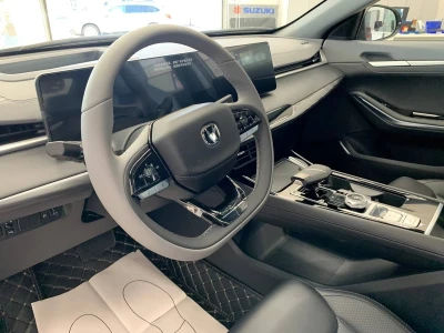 Автомобиль Changan Raeton Plus, 1.5 л, передний привод, Робот, бензин в наличии в Краснодаре