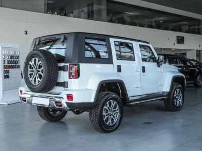 Автомобиль BAIC BJ 40, 2 л, полный привод, АКПП, бензин в наличии в Тюмени