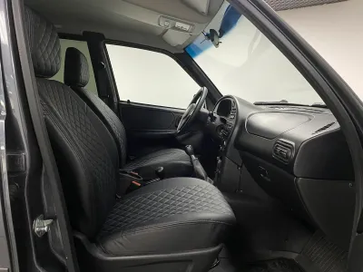 Автомобиль LADA Niva Travel, 1.7 л, полный привод, МКПП, бензин в наличии в Кемерово