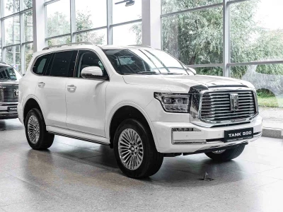 Автомобиль Tank 500, 2 л, полный привод, АКПП, гибрид в наличии в Тюмени