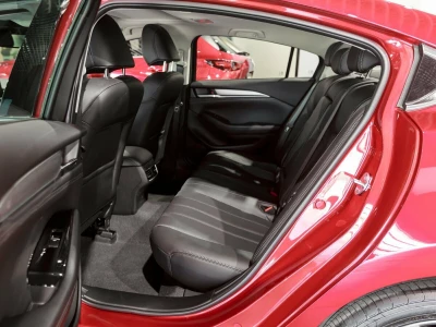 Автомобиль Mazda 6, 2 л, передний привод, АКПП, бензин в наличии в Екатеринбург