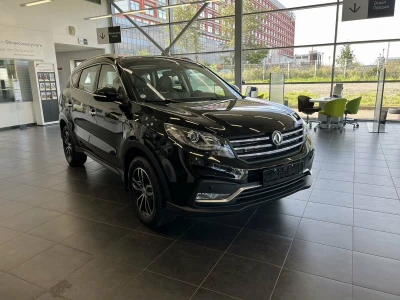 Автомобиль DongFeng 580, 1.5 л, передний привод, Вариатор, бензин в наличии в Краснодаре