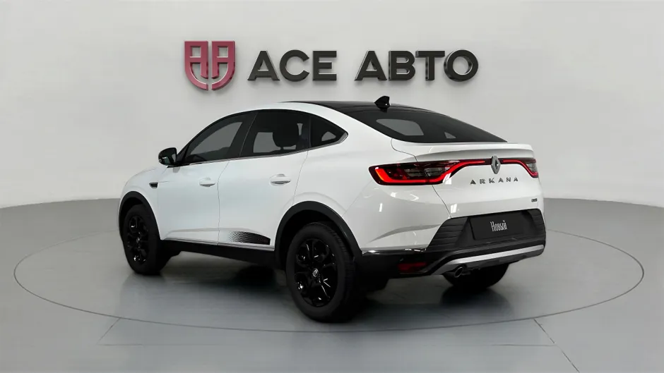 Автомобиль Renault Arkana, 1.6 л, передний привод, Вариатор, бензин в наличии в Самаре