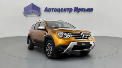 Автомобиль Renault Duster, 1.3 л, полный привод, Вариатор, бензин в наличии в Омске
