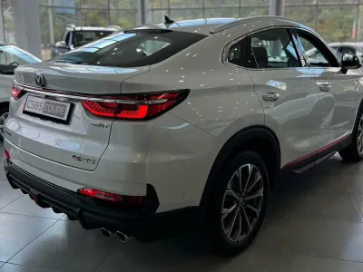 Автомобиль Changan CS85COUPE, 2 л, передний привод, АКПП, бензин в наличии в Краснодаре