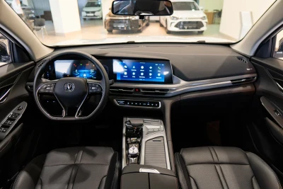 Автомобиль Changan CS75 Plus, 1.5 л, передний привод, АКПП, бензин в наличии в Краснодаре