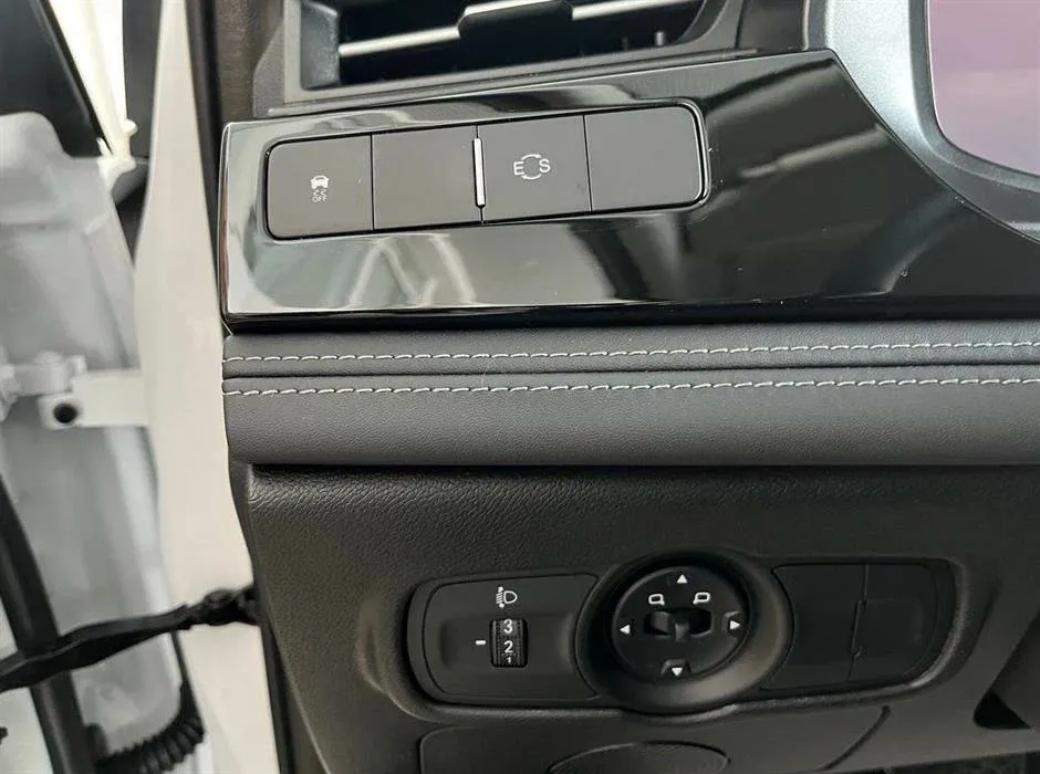 Автомобиль OMODA S5, 1.5 л, передний привод, Вариатор, бензин в наличии в Санкт-Петербург