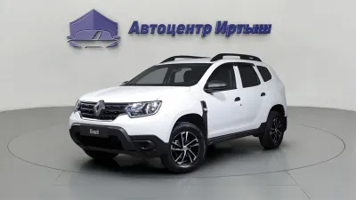 Автомобиль Renault Duster, 1.6 л, передний привод, МКПП, бензин в наличии в Омске