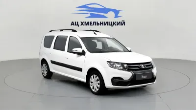 Автомобиль LADA Largus 5 мест, 1.6 л, передний привод, МКПП, бензин в наличии в Новосибирск