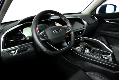 Автомобиль Geely Tugella, 2 л, полный привод, АКПП, бензин в наличии в Новосибирск