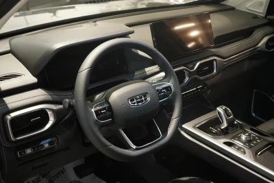Автомобиль Geely Okavango, 1.5 л, передний привод, Робот, бензин в наличии в Краснодаре