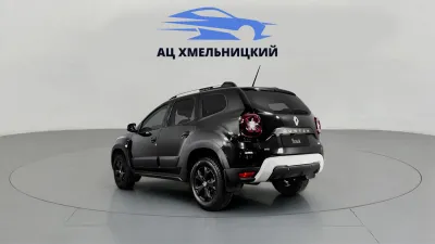Автомобиль Renault Duster, 1.6 л, полный привод, МКПП, бензин в наличии в Новосибирск